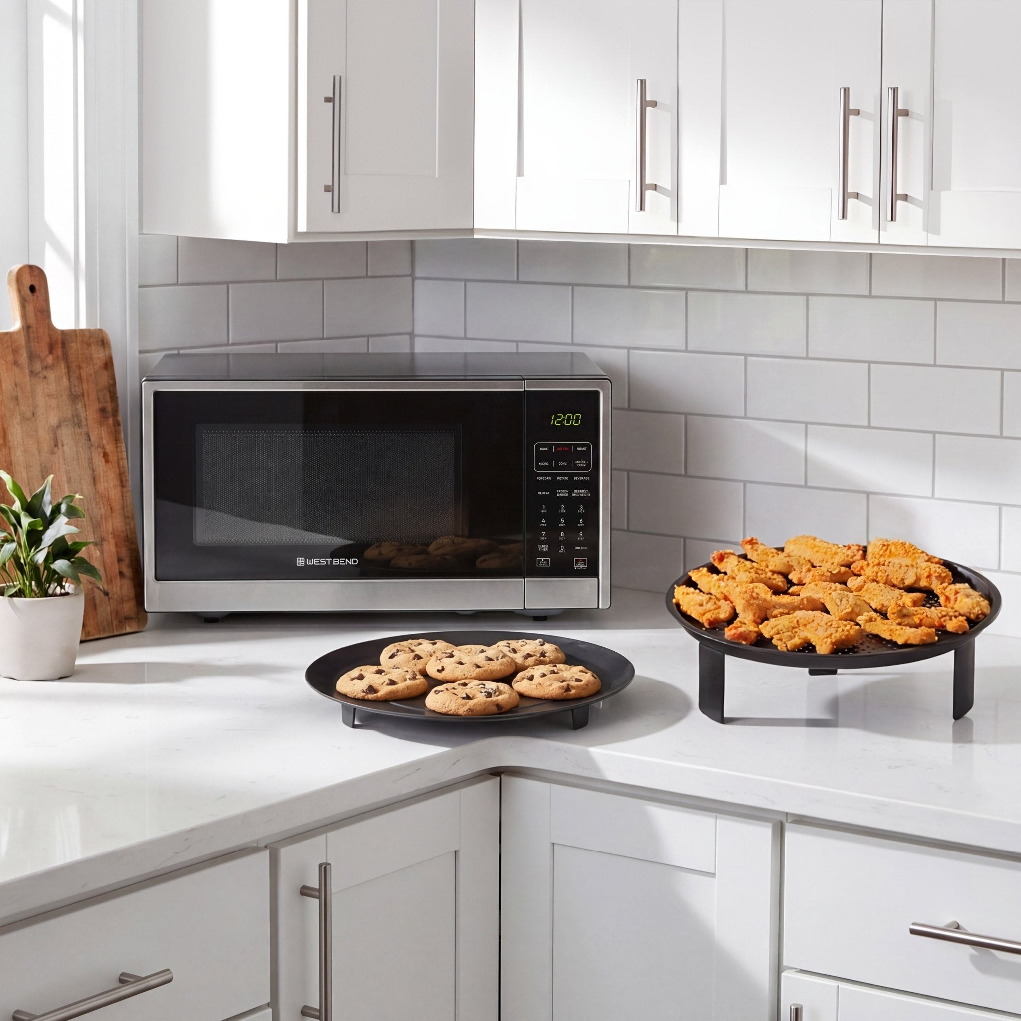 West Bend Microwave Air Fry, Convection Oven 3-in-1, 1.3 cu. ft. Capacity - Image 2